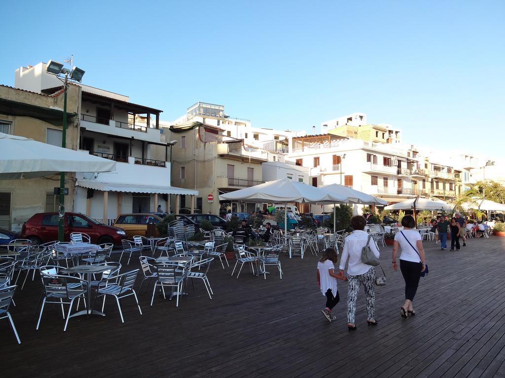 La Terrazza Sul Mar Mediterraneo Marinella di Selinunte Eksteriør billede